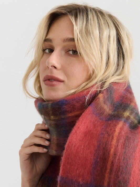 Vivian Checkered Fluffy Scarf