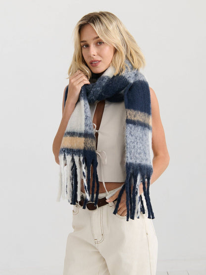 Pierre Checkered Fluffy Scarf