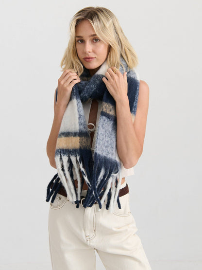 Pierre Checkered Fluffy Scarf