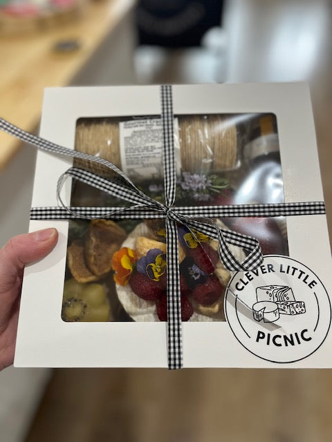 Brie Box (Decorated cheese and wafer box)