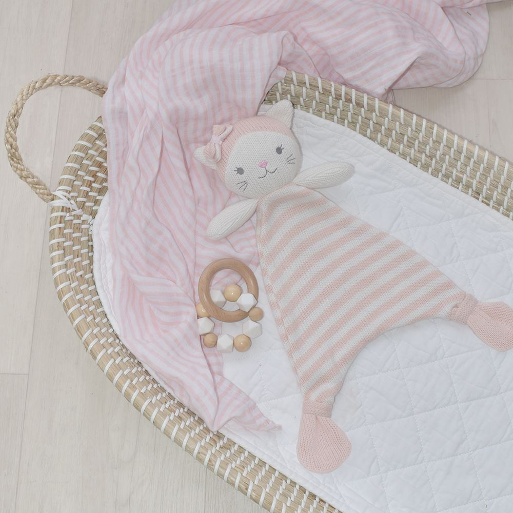 Daisy the Cat Security Blanket