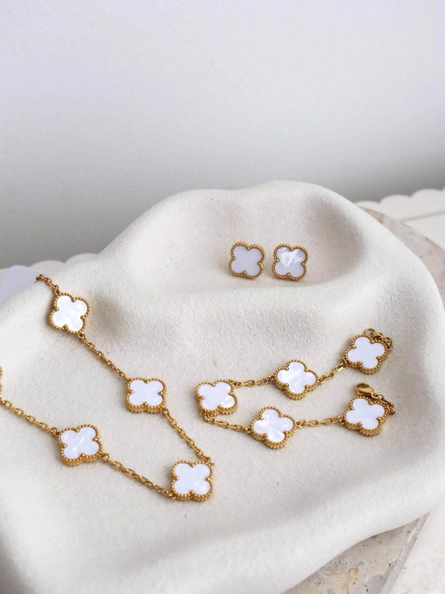 Charlotte Earrings in 18K Gold Plated - White