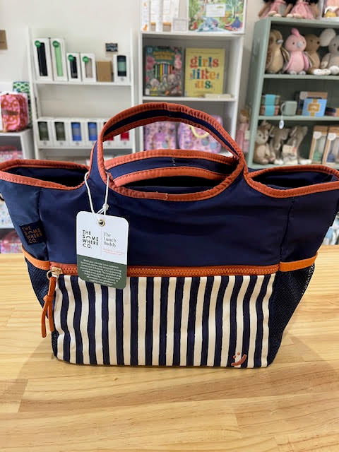 Moon court lunch buddy