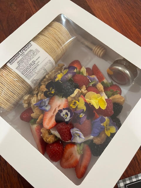 Brie Box (Decorated cheese and wafer box)
